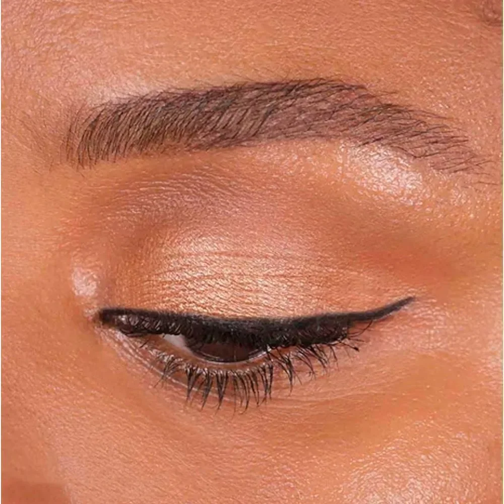 Wander Beauty Double Date Eyeshadow Duo in Smitten/Swoon